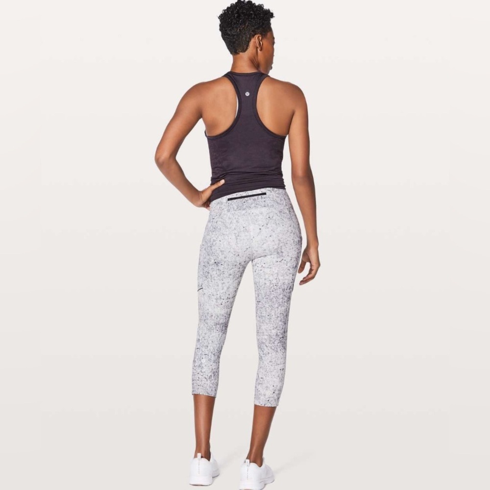 Lululemon Speed Up Crop 21” In Antiqued Alpine White Multi - Size 8 - Picture 3 of 8